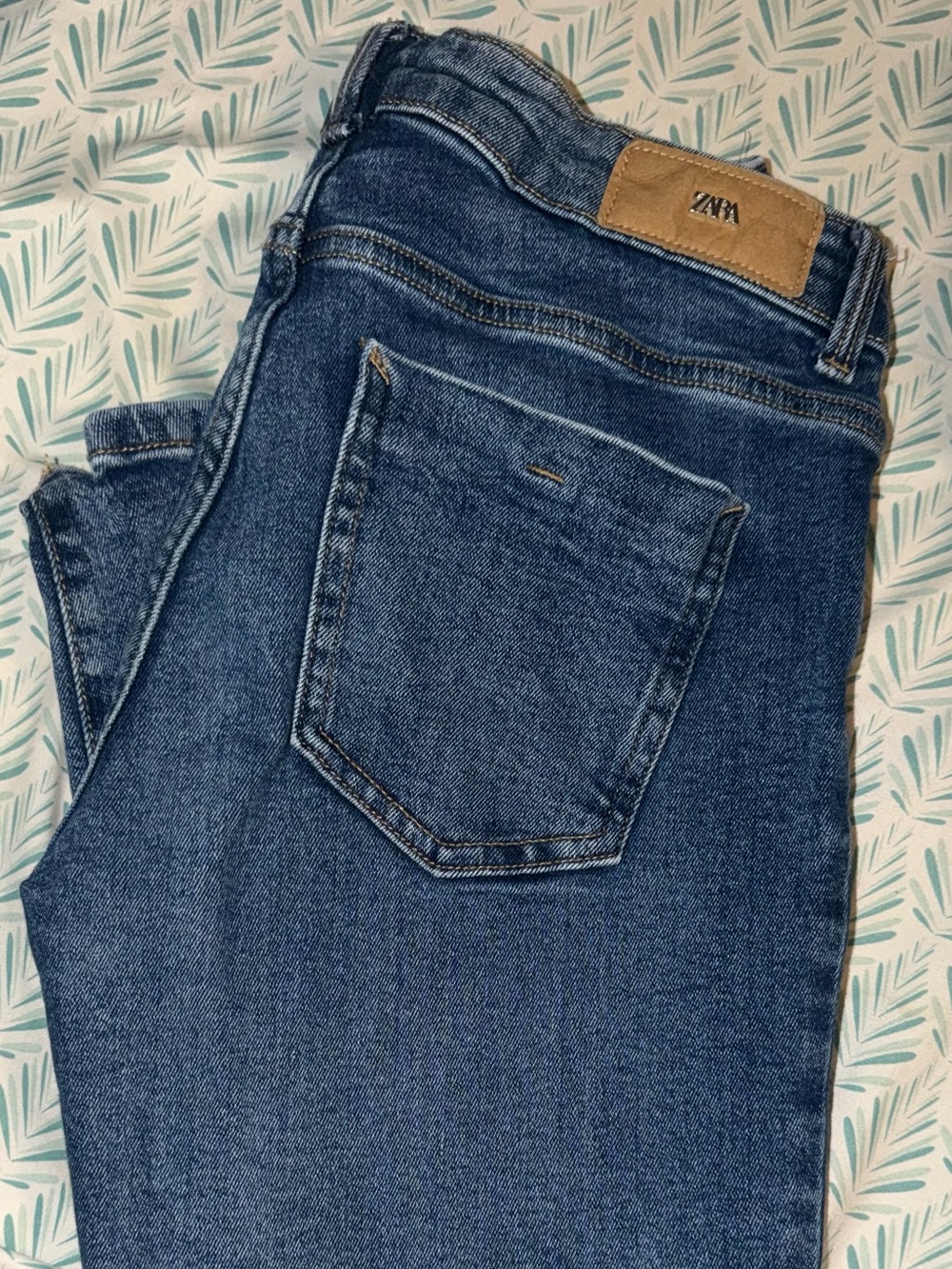 Zara Women Skinny Jeans - Medium Blue Denim